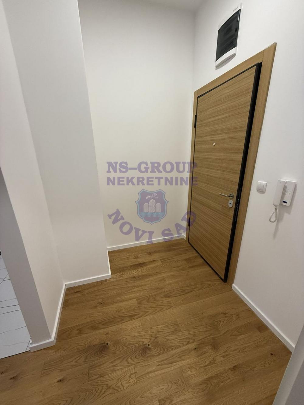 Slika 6 - Lux garsonjera na Sajmu! 