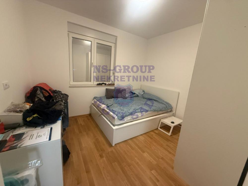 Slika 4 - Odličan jednoiposoban stan na Petrovaradinu