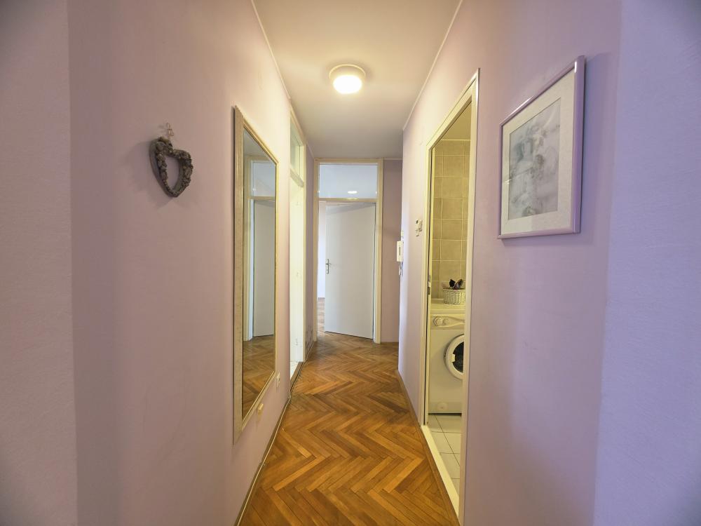 Slika 6 - Stan,NOVI SAD,SAJAM,kv: 64.00, € 166000, ID: 1065602