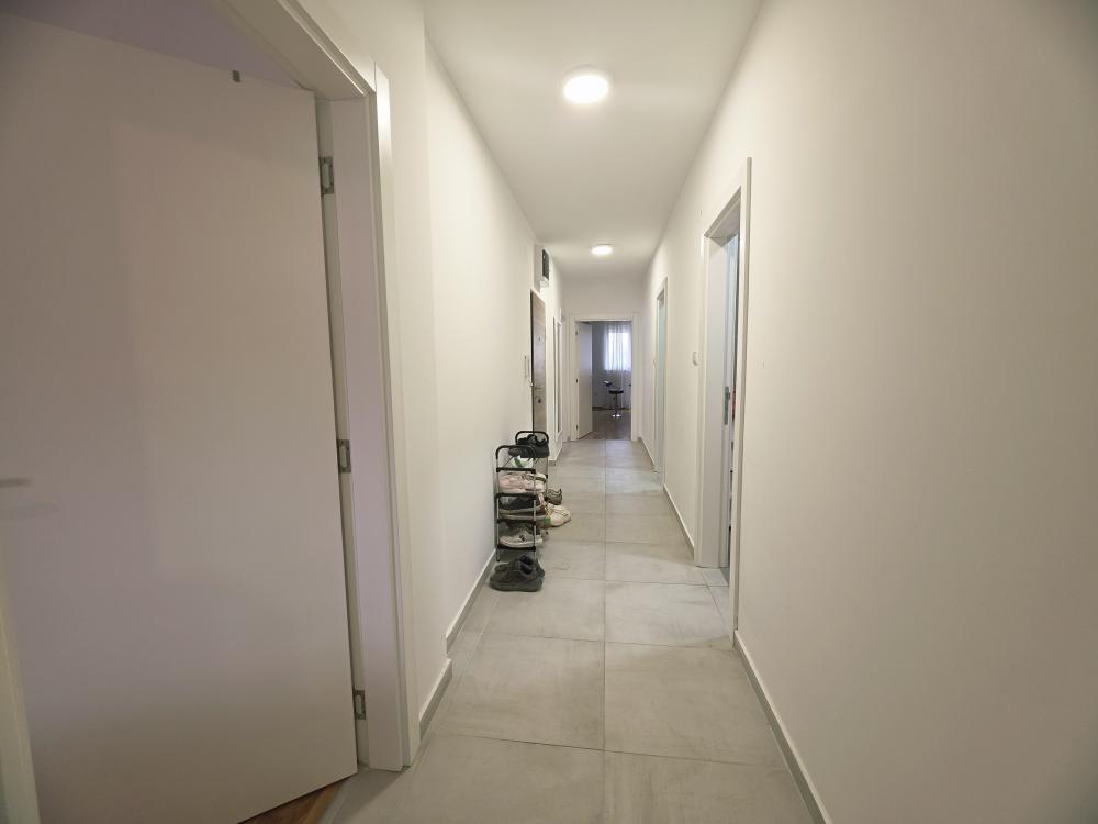 Slika 11 - Stan,NOVI SAD,ADICE,kv: 78.00, € 160000, ID: 1102447