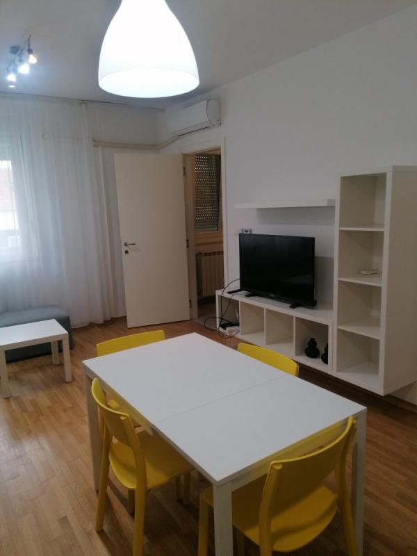 Slika 5 - Stan,NOVI SAD,CENTAR,kv: 46.00, € 129500, ID: 1058985