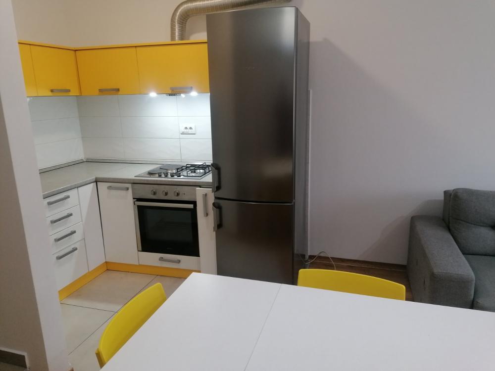 Slika 8 - Stan,NOVI SAD,CENTAR,kv: 46.00, € 129500, ID: 1058985