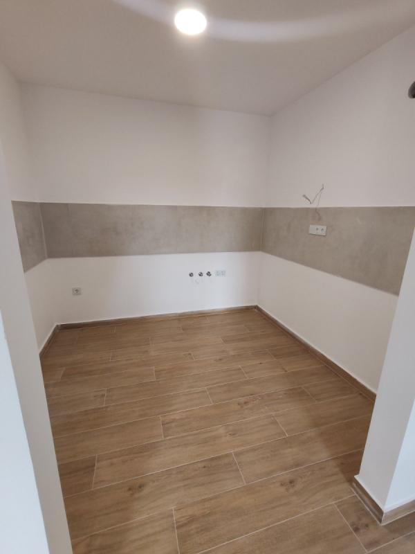 Slika 2 - Stan,NOVI SAD,TELEP,kv: 96.00, € 250160, ID: 1059193