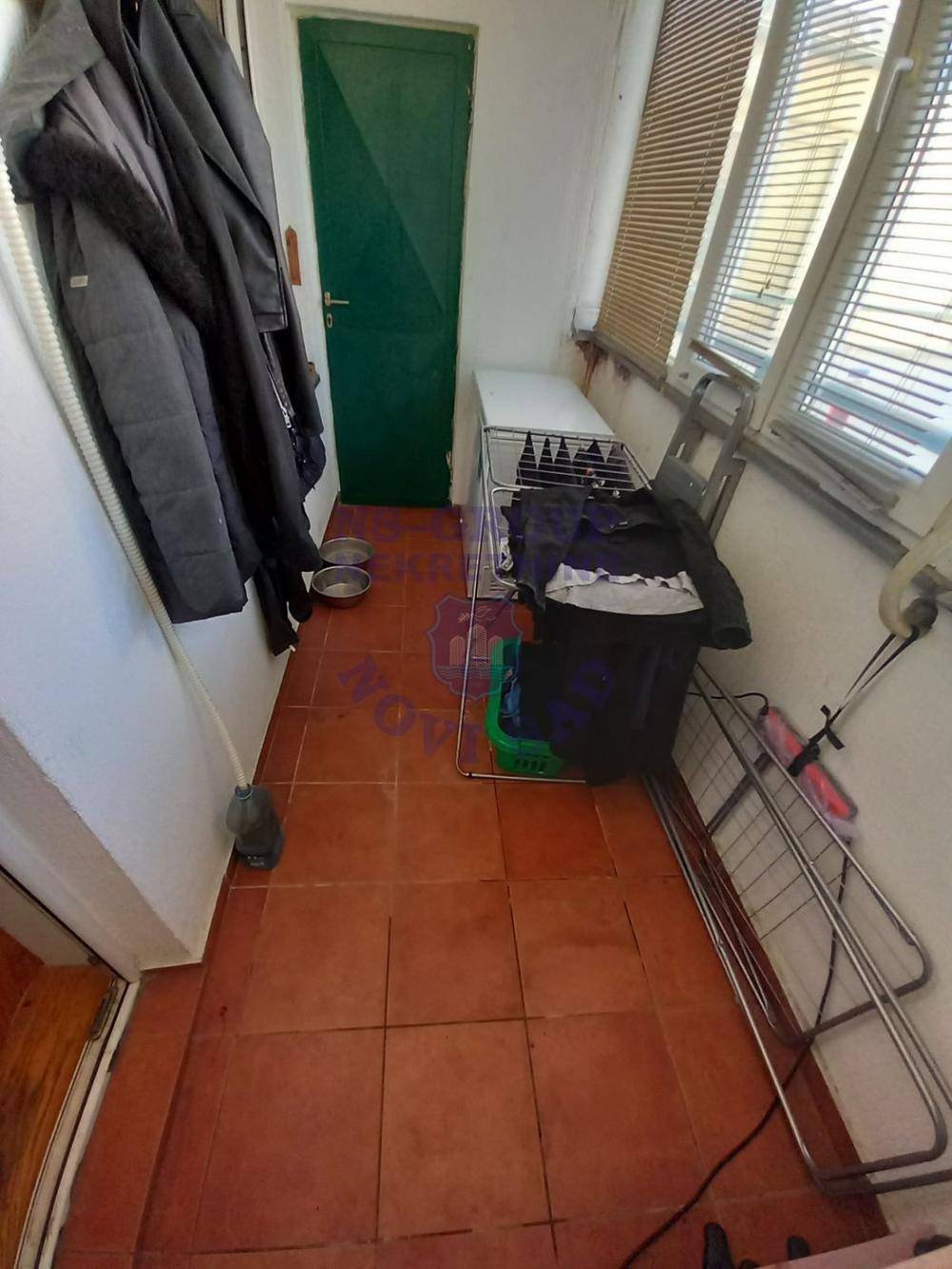 Slika 3 - Trosoban, 55m2, Bulevar Evrope Novi Sad