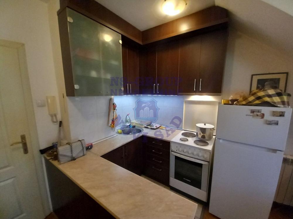 Slika 10 - Trosoban, 55m2, Bulevar Evrope Novi Sad