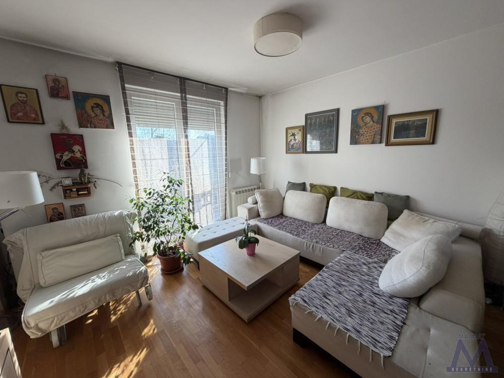 Slika 0 - Stan,NOVI SAD,CENTAR,kv: 100, € 309000, ID: 1019324