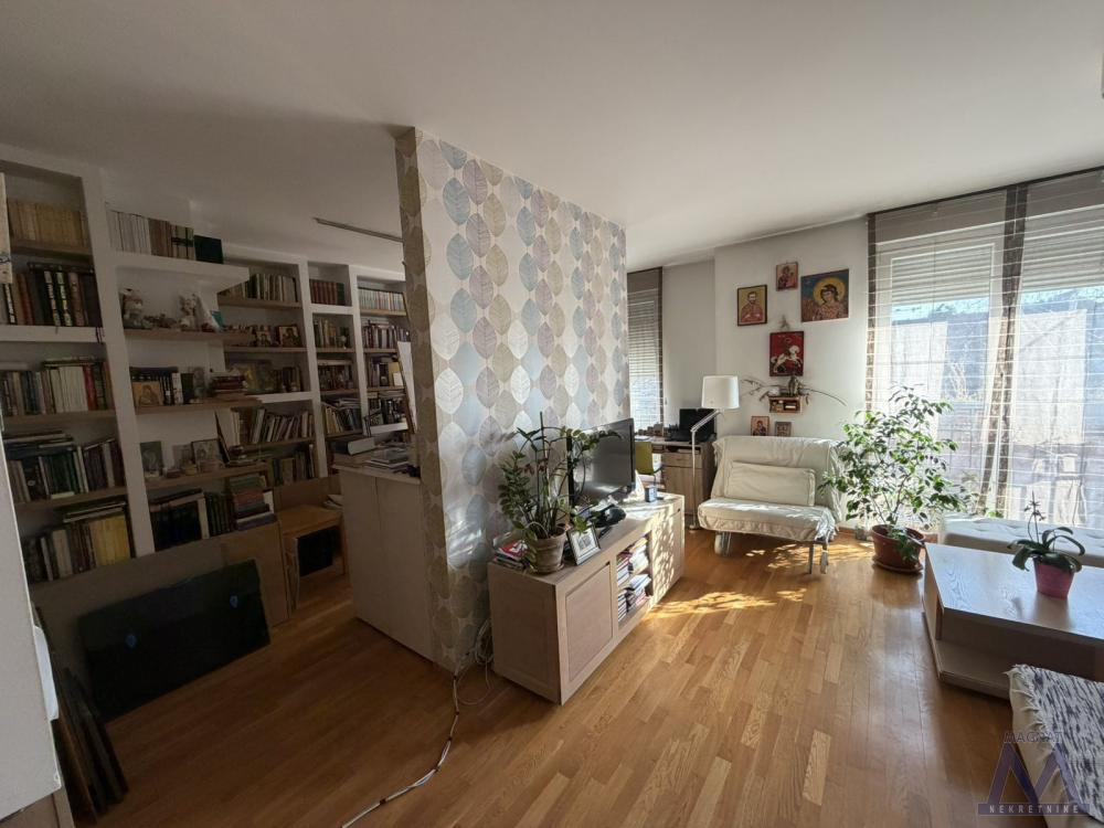 Slika 1 - Stan,NOVI SAD,CENTAR,kv: 100, € 309000, ID: 1019324