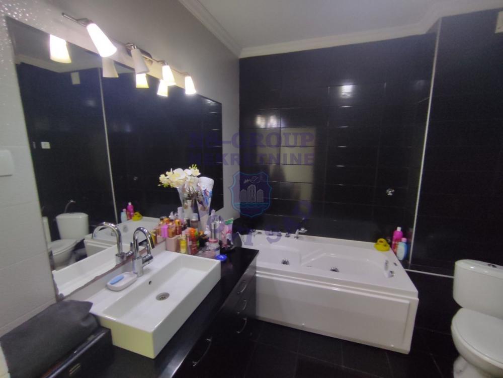 Slika 9 - Neverovatan četvorosoban duplex na Novoj Detelinari!