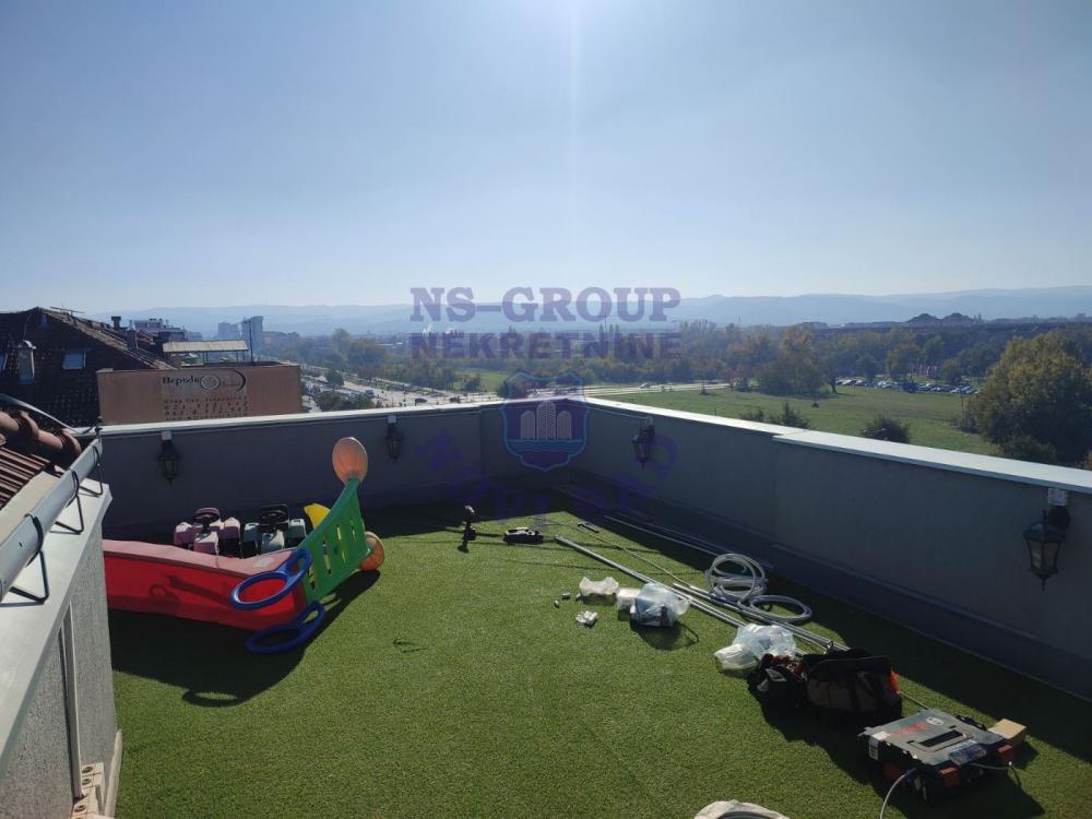 Slika 10 - Neverovatan četvorosoban duplex na Novoj Detelinari!