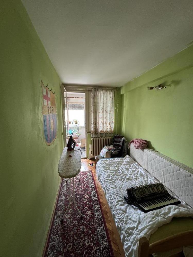 Slika 8 - VLASNIK Trosoban stan Bulevar Kralja Petra I, 1/1