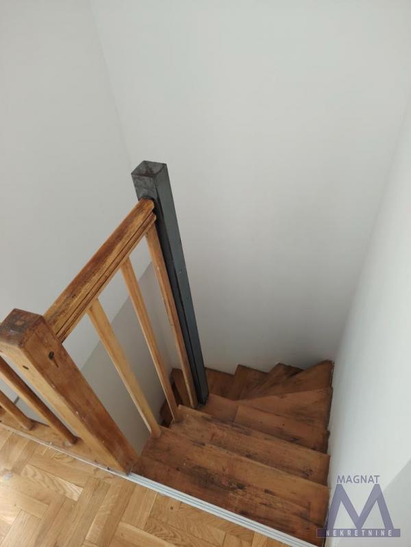 Slika 10 - Stan,NOVI SAD,BULEVAR,kv: 71, € 175000, ID: 1019329