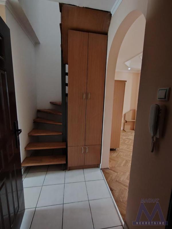 Slika 7 - Stan,NOVI SAD,BULEVAR,kv: 71, € 175000, ID: 1019329