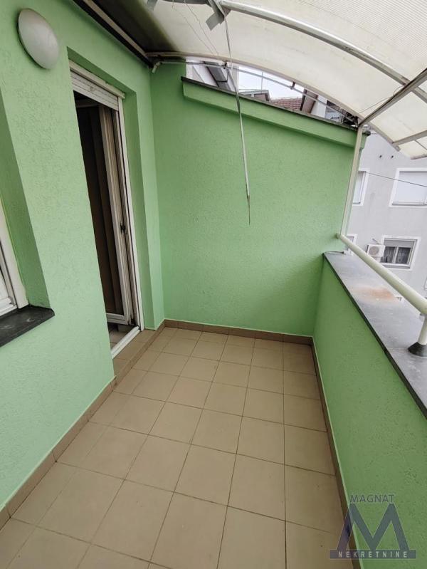 Slika 8 - Stan,NOVI SAD,BULEVAR,kv: 71, € 175000, ID: 1019329