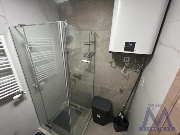 Slika 8 - Stan,NOVI SAD,CENTAR,kv: 24, € 103000, ID: 1019309