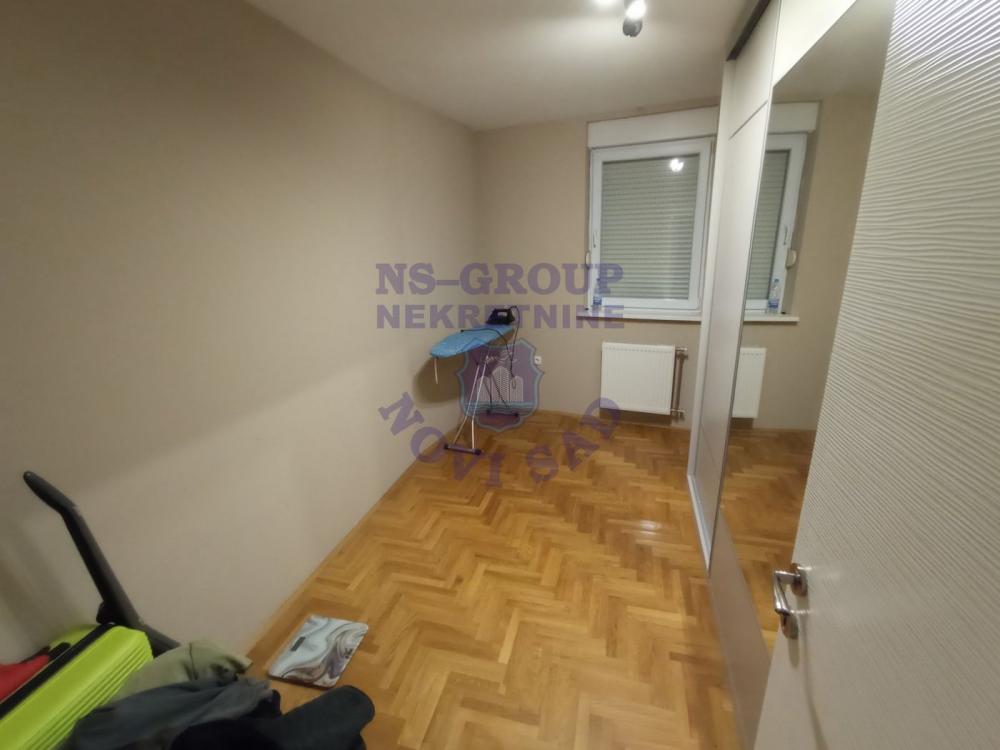 Slika 3 - Odlican cetvorosoban stan na Telepu!