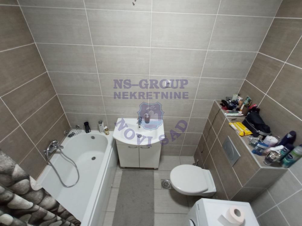 Slika 8 - Odlican cetvorosoban stan na Telepu!