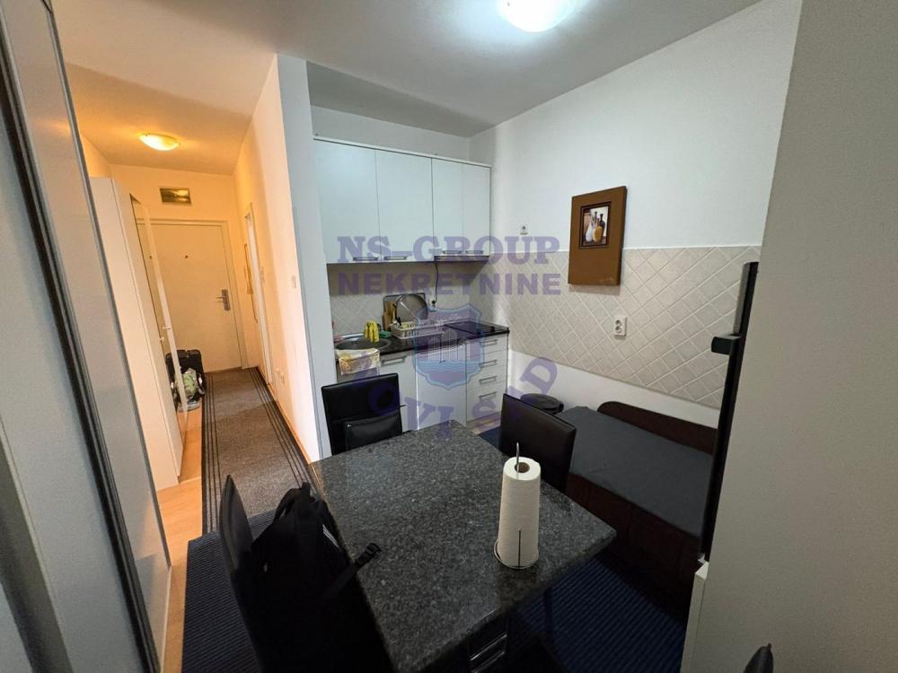 Slika 3 - Garsonjera na Somborskom bulevaru 