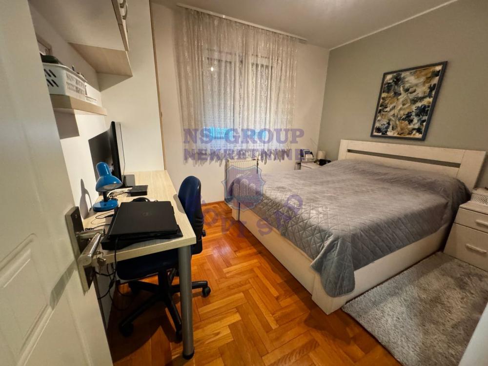 Slika 3 - Odlican cetvorosoban stan na Novom Naselju!