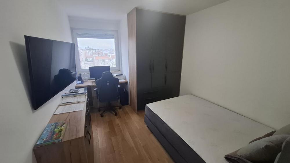 Slika 10 - Četvorosoban LUX stan 80m Bulevar evrope