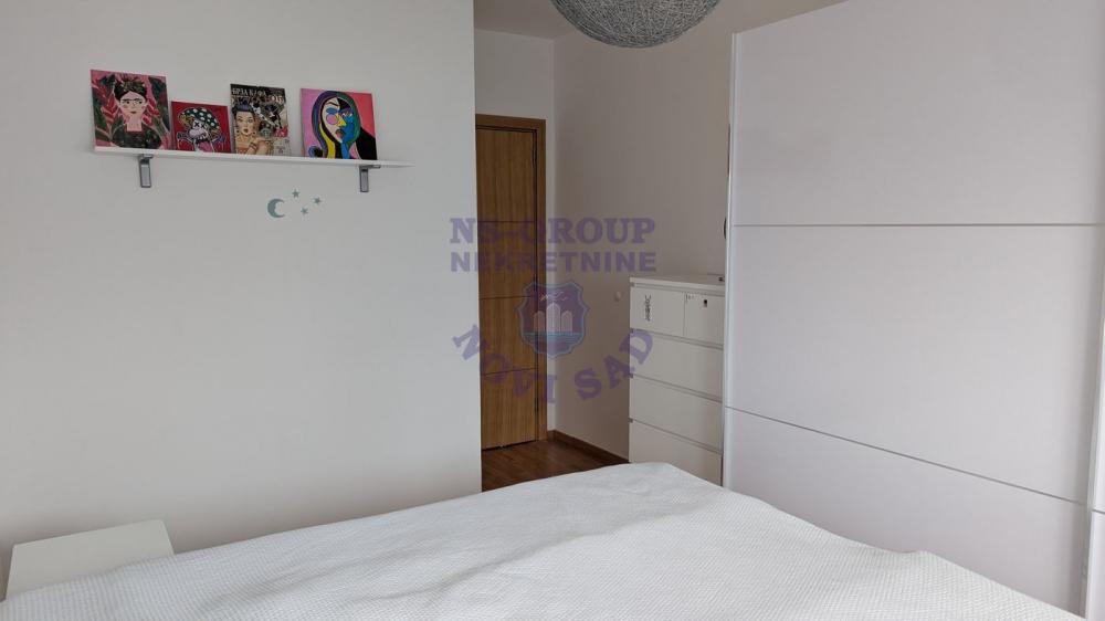 Slika 5 - Odličan trosoban stan u fenomenalnoj zgradi u Novom Sadu!