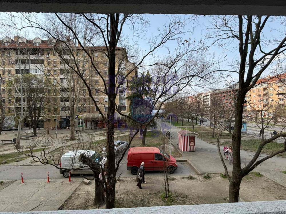 Slika 5 - Prodaja stana, 40m2, Nova Detelinara Novi Sad, sa terasom, ima lift