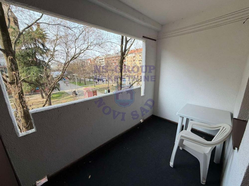 Slika 6 - Prodaja stana, 40m2, Nova Detelinara Novi Sad, sa terasom, ima lift