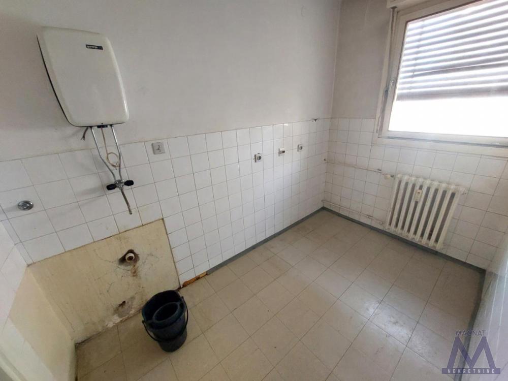 Slika 3 - Stan,NOVI SAD,LIMAN 2,kv: 62, € 185000, ID: 1019331