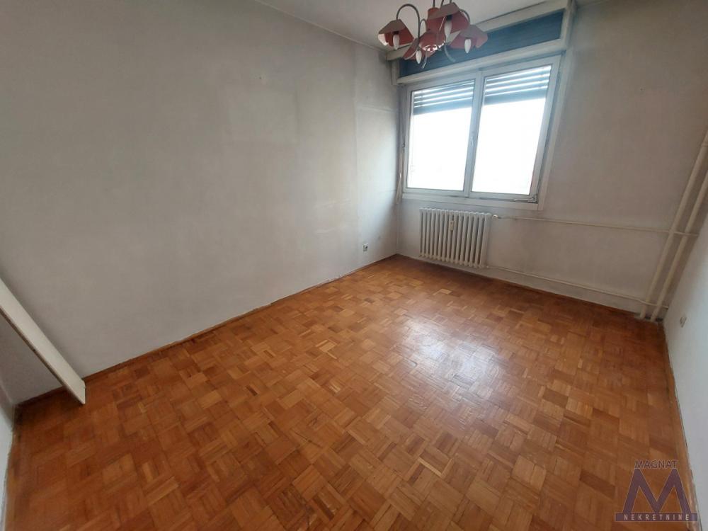 Slika 5 - Stan,NOVI SAD,LIMAN 2,kv: 62, € 185000, ID: 1019331