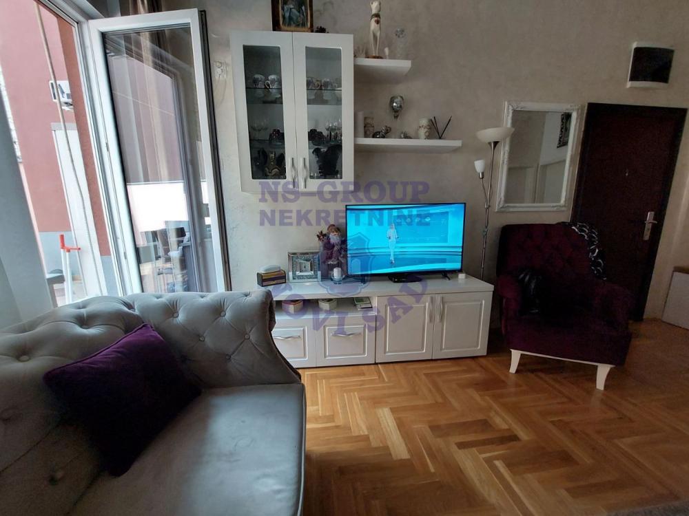 Slika 3 - Odličan trosoban stan na Socijanom!