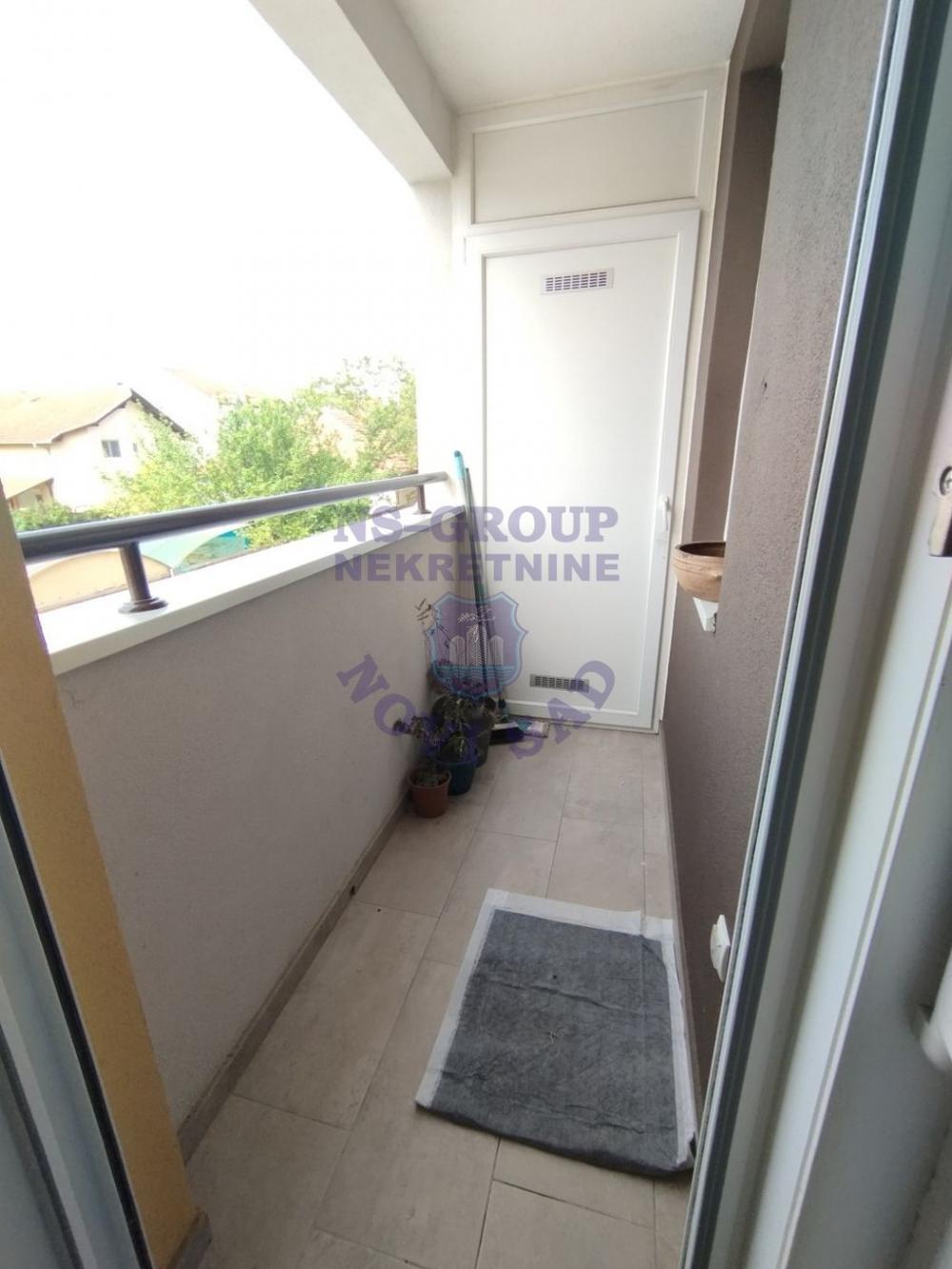 Slika 7 - Dvoiposoban, 45m2, Adice Novi Sad, sa terasom