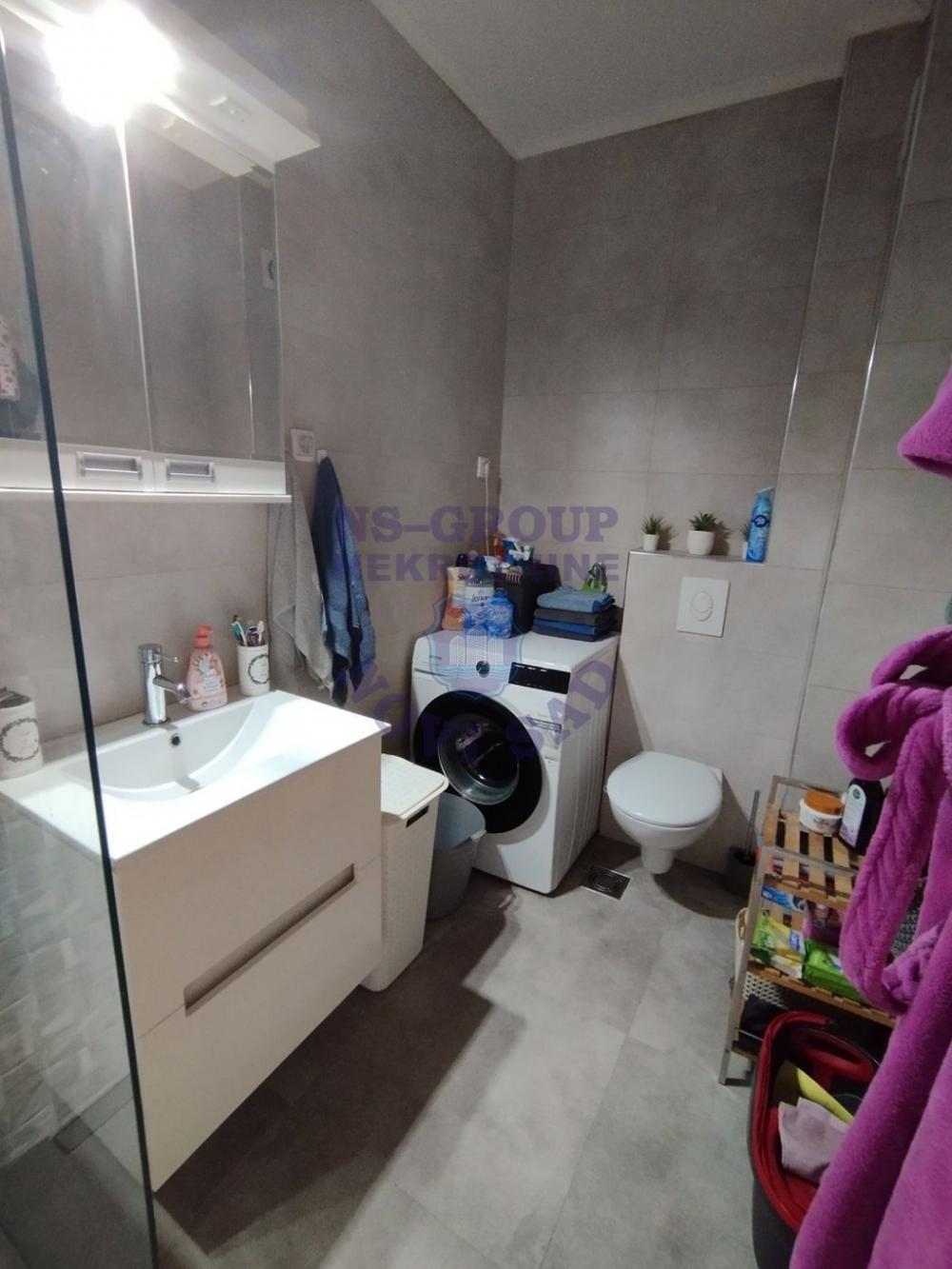 Slika 9 - Dvoiposoban, 45m2, Adice Novi Sad, sa terasom