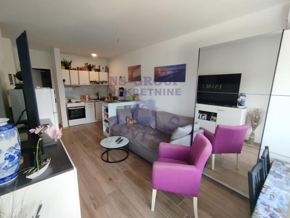 Glavna slika -Dvoiposoban, 45m2, Adice Novi Sad, sa terasom