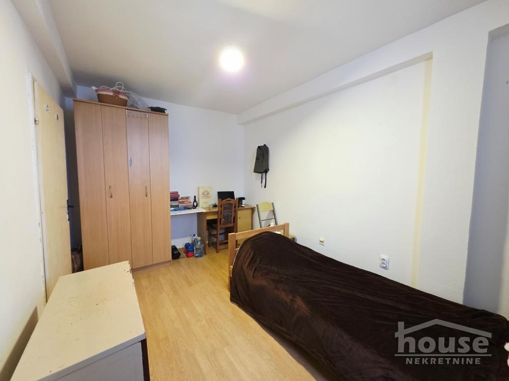Slika 4 - Stan,NOVI SAD,CENTAR,kv: 46.00, € 120000, ID: 1065452