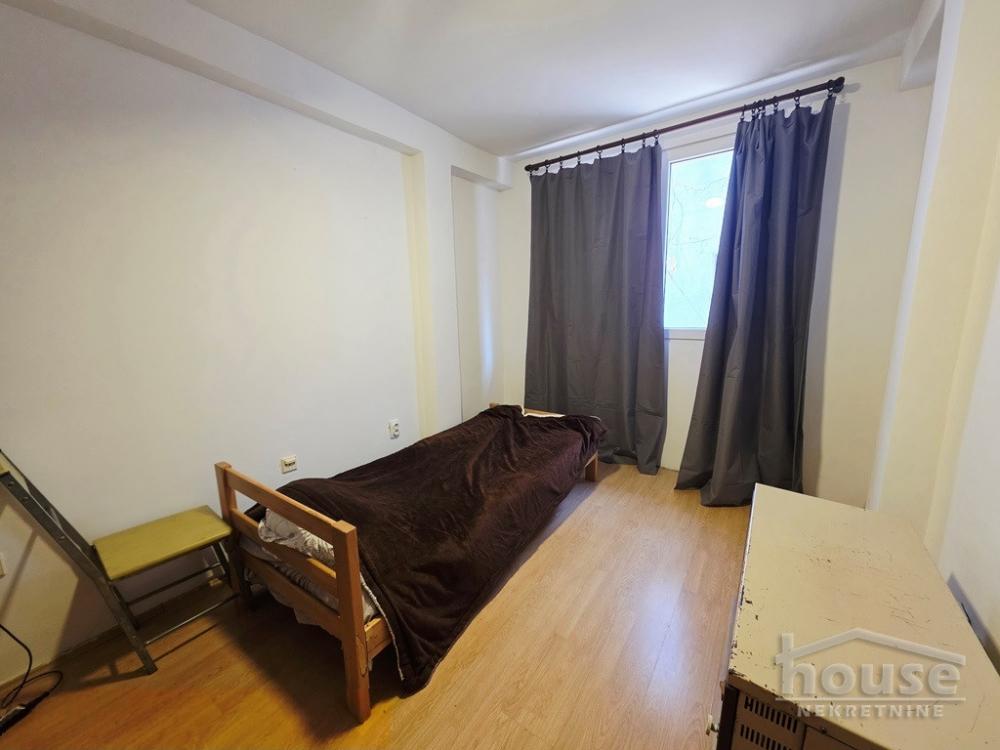 Slika 3 - Stan,NOVI SAD,CENTAR,kv: 46.00, € 120000, ID: 1065452