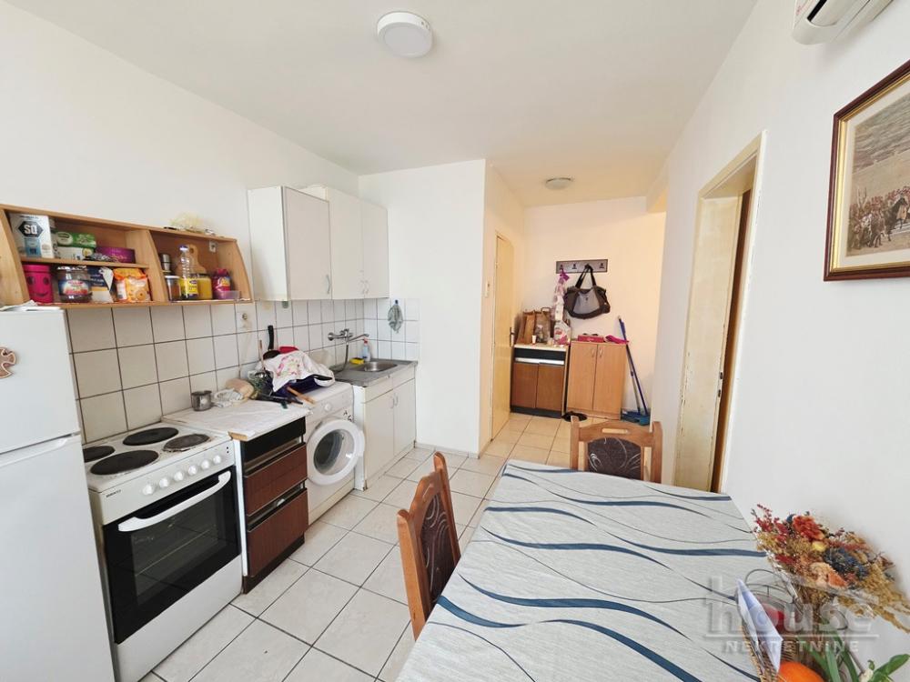 Slika 6 - Stan,NOVI SAD,CENTAR,kv: 46.00, € 120000, ID: 1065452