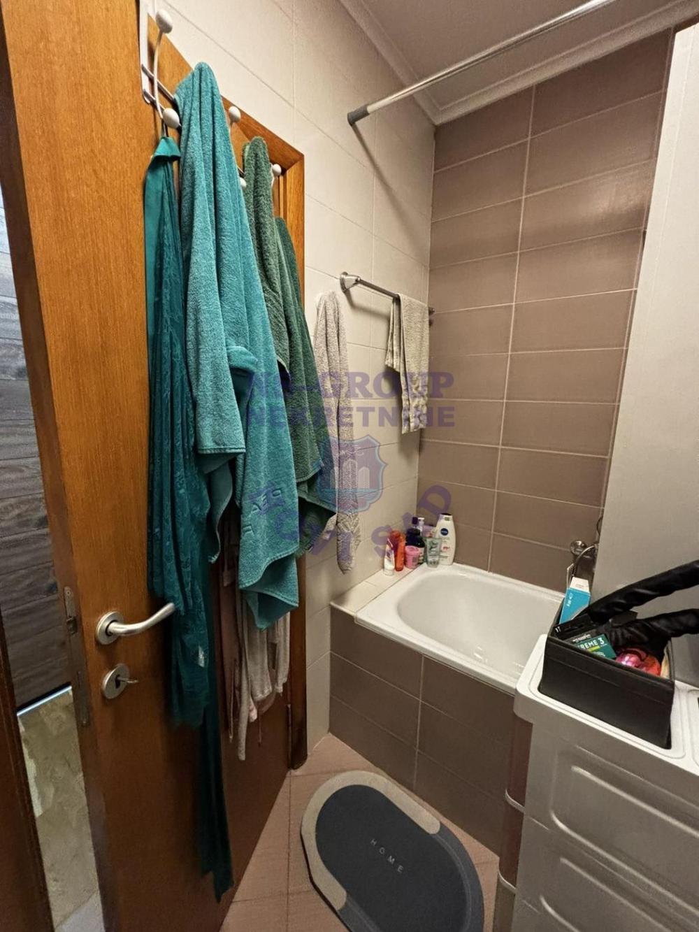 Slika 7 - Odlican trosoban stan na Podbari!