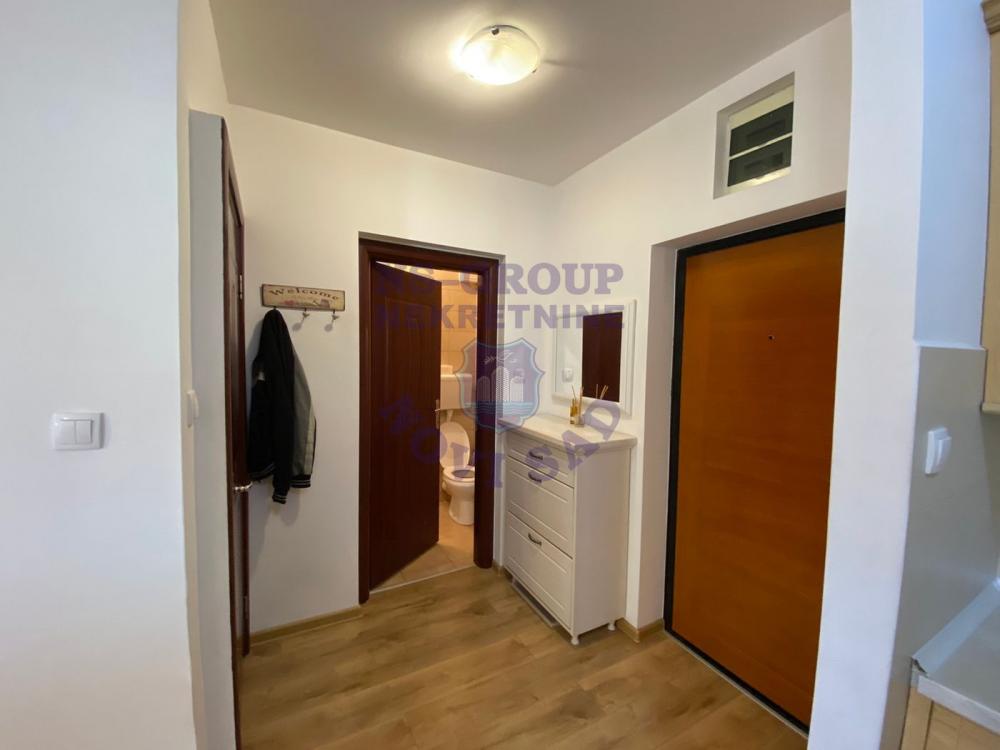 Slika 5 - Prodaja stana, 76m2, Novo naselje Novi Sad, sa terasom, ima lift