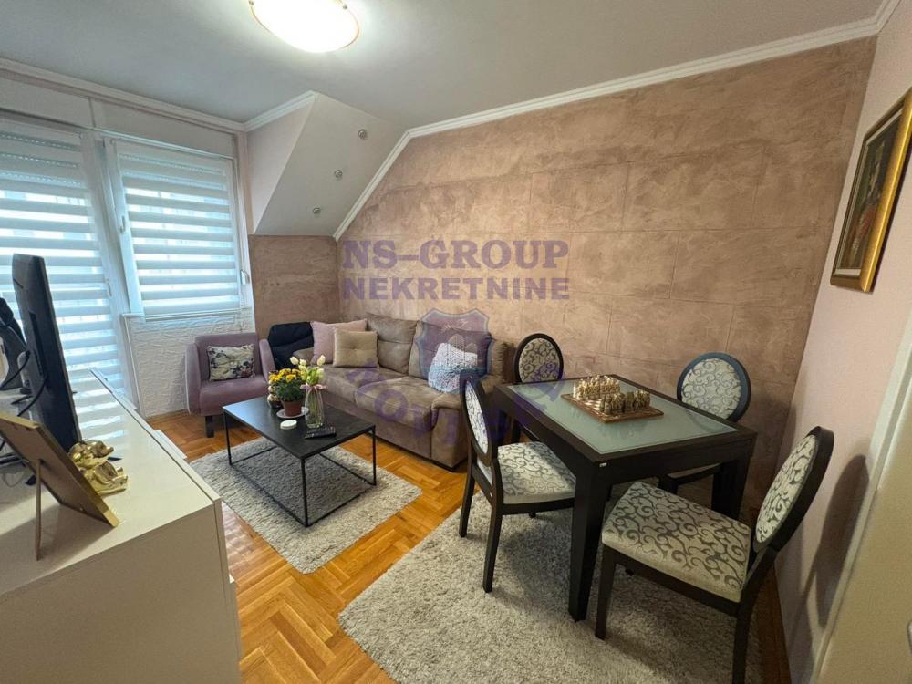 Slika 10 - Dvoiposoban stan na Podbari 