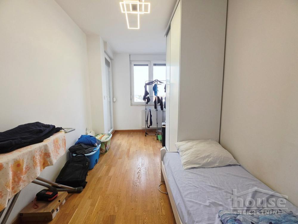 Slika 8 - Stan,NOVI SAD,BULEVAR PATRIJARHA PAVLA,kv: 82.00, € 230000, ID: 1065604