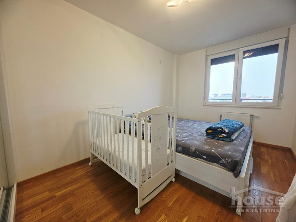 Slika 5 - Stan,NOVI SAD,BULEVAR PATRIJARHA PAVLA,kv: 82.00, € 230000, ID: 1065604