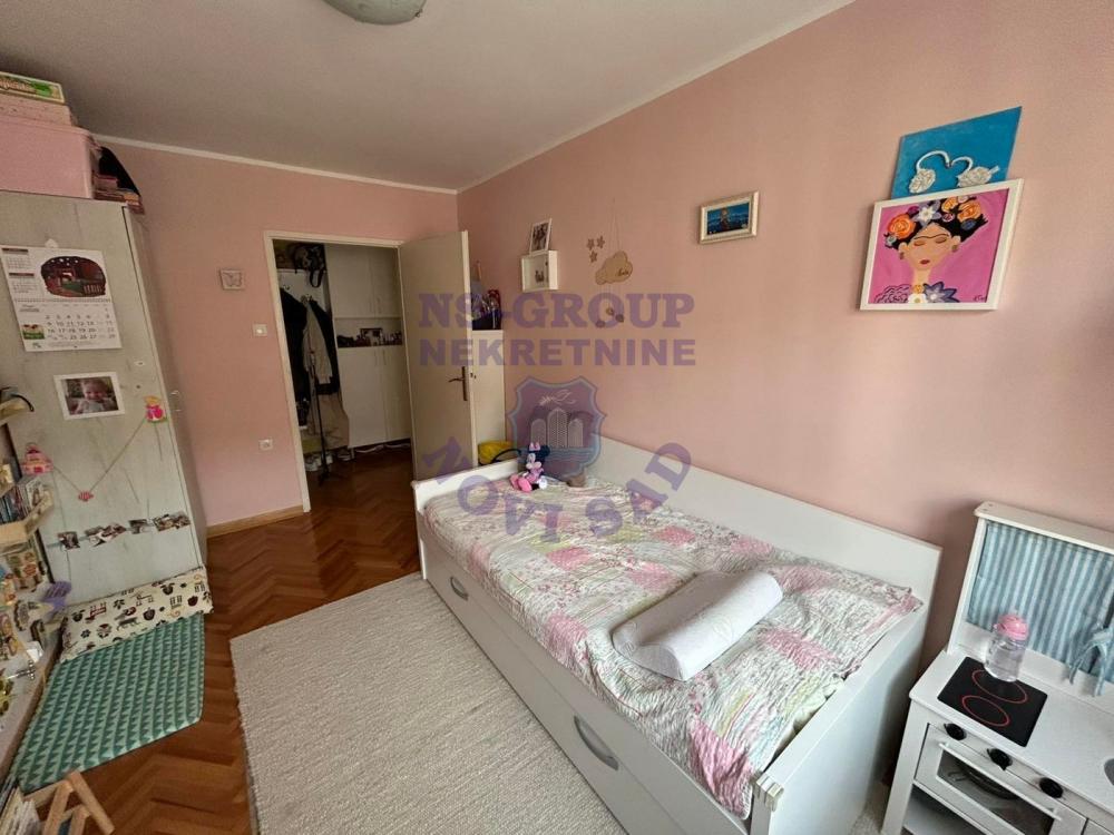 Slika 6 - Prodaja stana, 55m2, Grbavica Novi Sad, sa terasom, ima lift