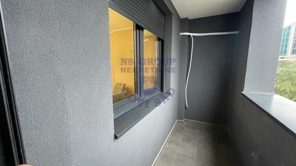 Slika 10 - Fantastican cetvorosoban stan na Somborskoj rampi!