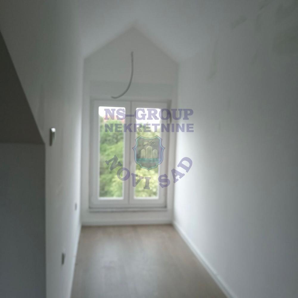 Glavna slika -Dvoiposoban - 63m2 - Petrovaradin