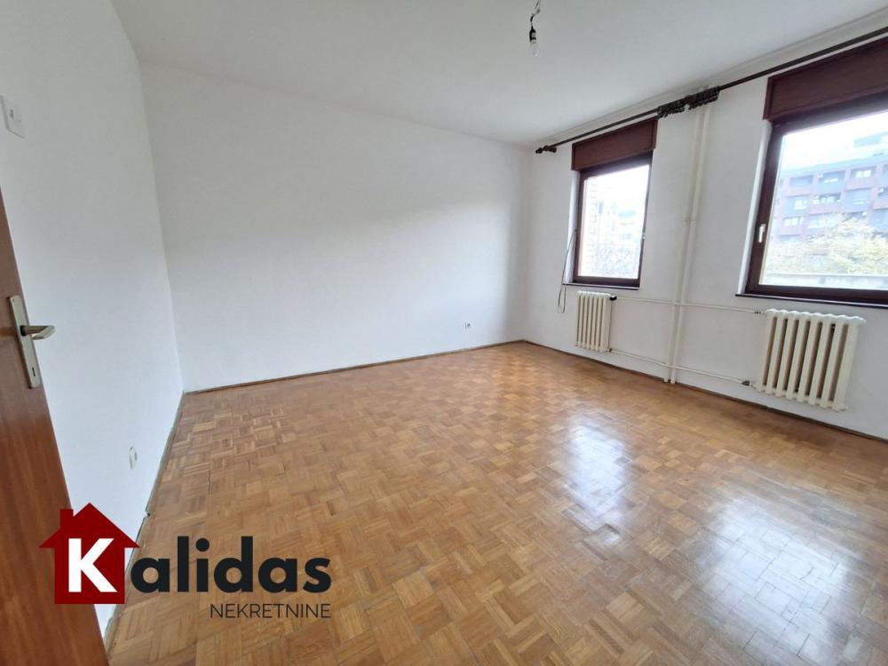 Slika 4 - Stan,NOVI SAD,NOVA DETELINARA,kv: 95, € 225000, ID: 1008252