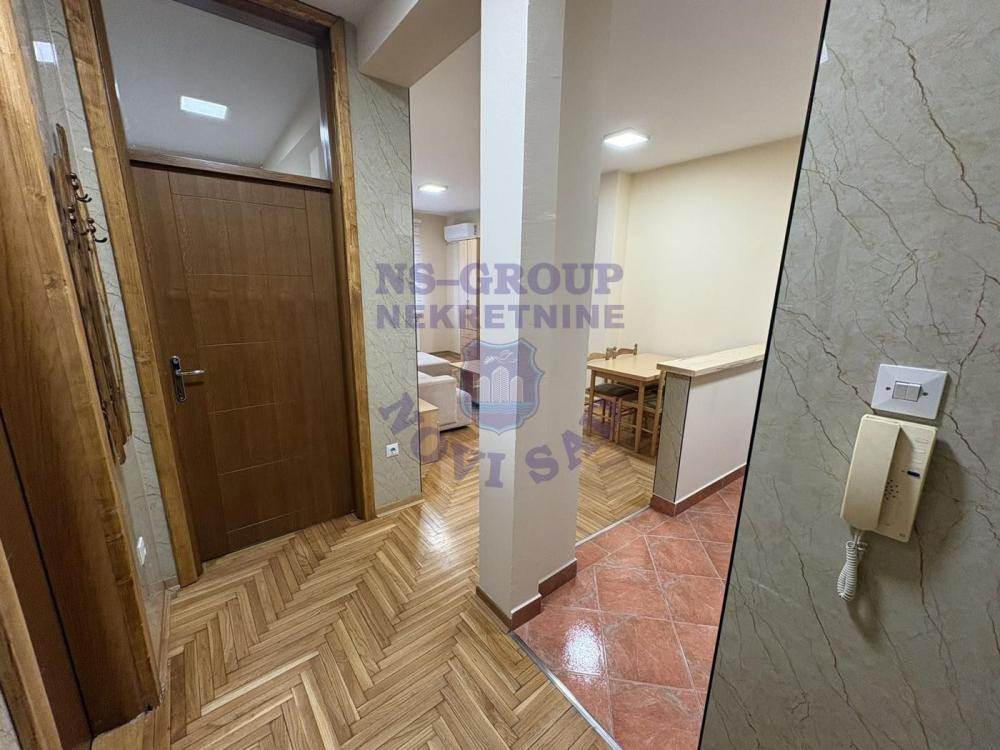 Slika 4 - Dvosoban  stan u samom srcu grada