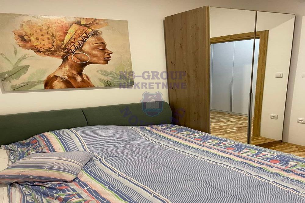 Glavna slika -Odličan dvoiposoban namešten stan- Salajka!