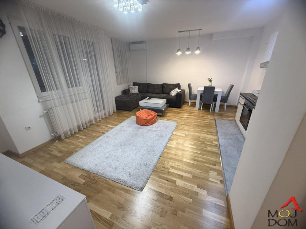 Glavna slika -Stan,NOVI SAD,PETROVARADIN,kv: 47, € 123600, ID: 1029468