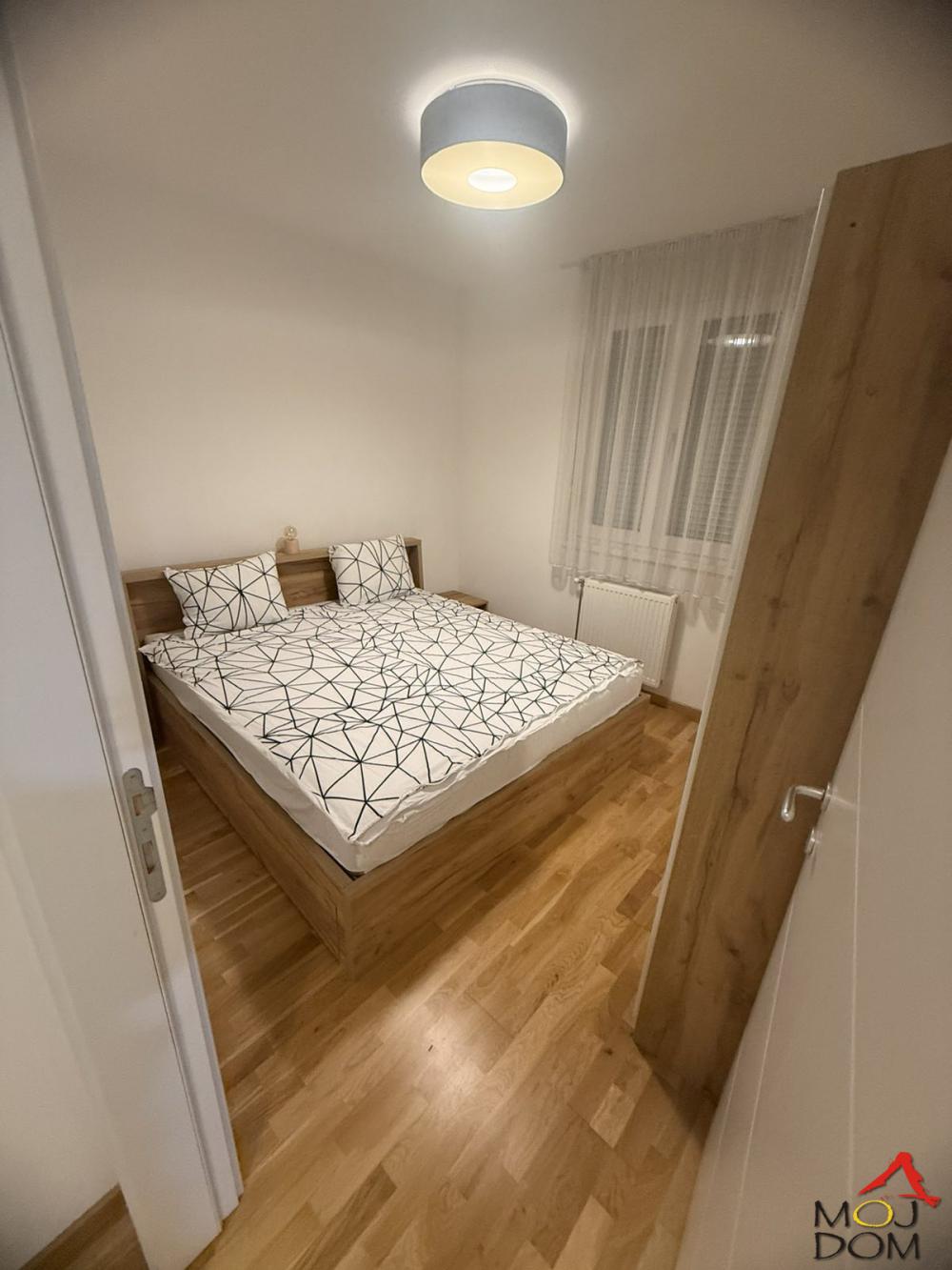 Slika 3 - Stan,NOVI SAD,PETROVARADIN,kv: 47, € 123600, ID: 1029468