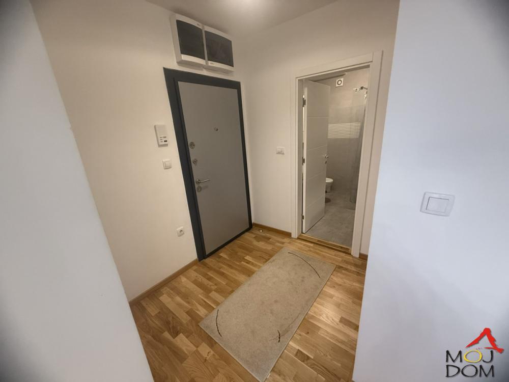 Slika 8 - Stan,NOVI SAD,PETROVARADIN,kv: 47, € 123600, ID: 1029468