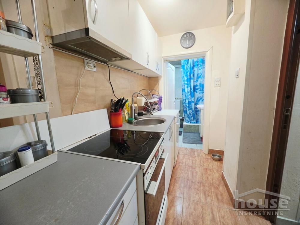 Slika 5 - Stan,NOVI SAD,BULEVAR,kv: 30.00, € 75000, ID: 1065608